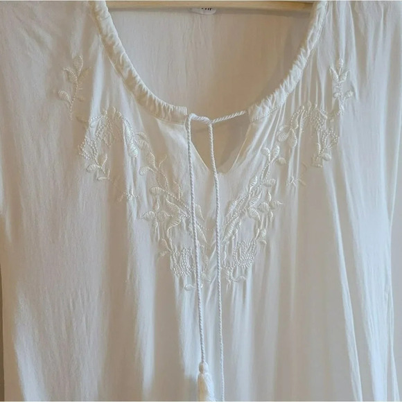 White, Cap Sleeved Boho Babydoll Shirt - Picture 4 of 9